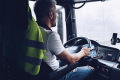 Comment bien réussir son permis poids lourd ?