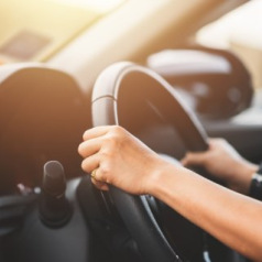 Les avantages de la vidéo e-learning pour compléter la formation au permis de conduire