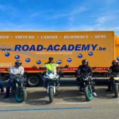 De lente is hier: maak je klaar om motor te rijden!